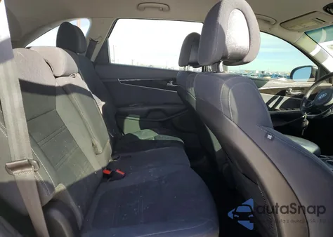 2016 Kia Sorento Lx z USA, uszkodzony, nr VIN 5XYPGDA33GG065147